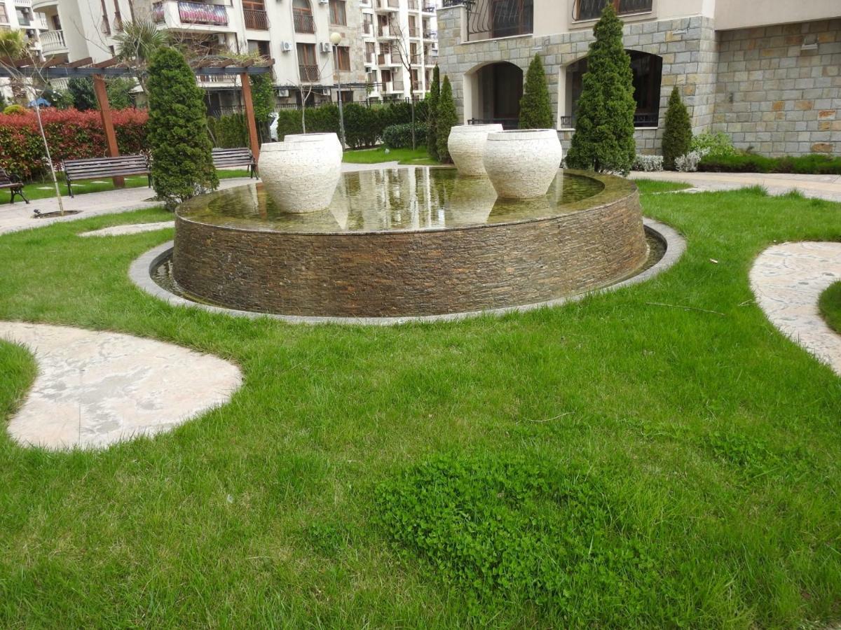 Appartamento Cascadas Studio Sunny Beach Esterno foto
